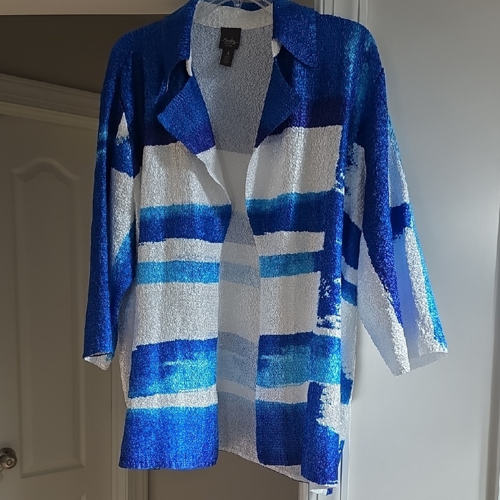 Chicos Vibrant Blue and White Open Jacket